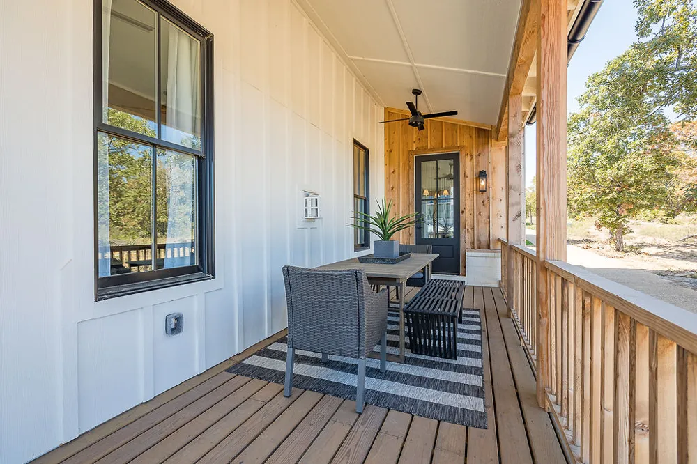 49 Ramble Along Road Carlton Landing, OK 74432