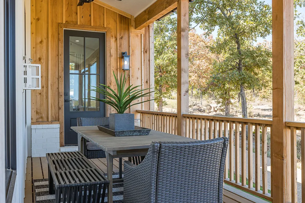 49 Ramble Along Road Carlton Landing, OK 74432
