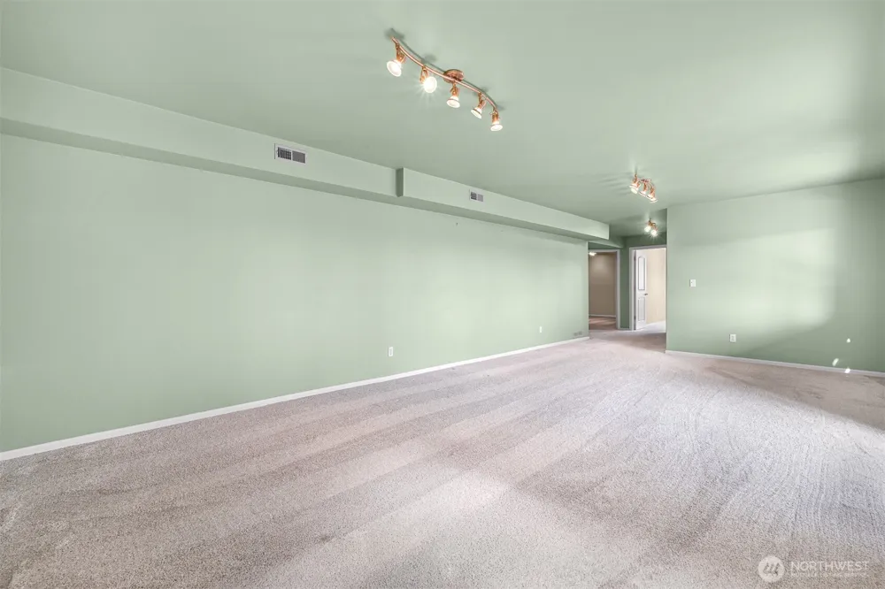 4771 S Golf Course Drive Blaine, WA 98230