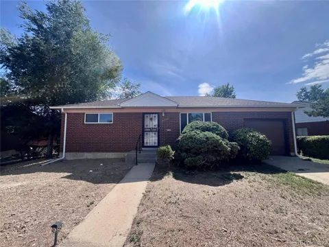 1466 E 111th Place