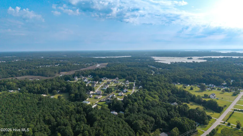 221 Rudolph Lane Hubert, NC 28539