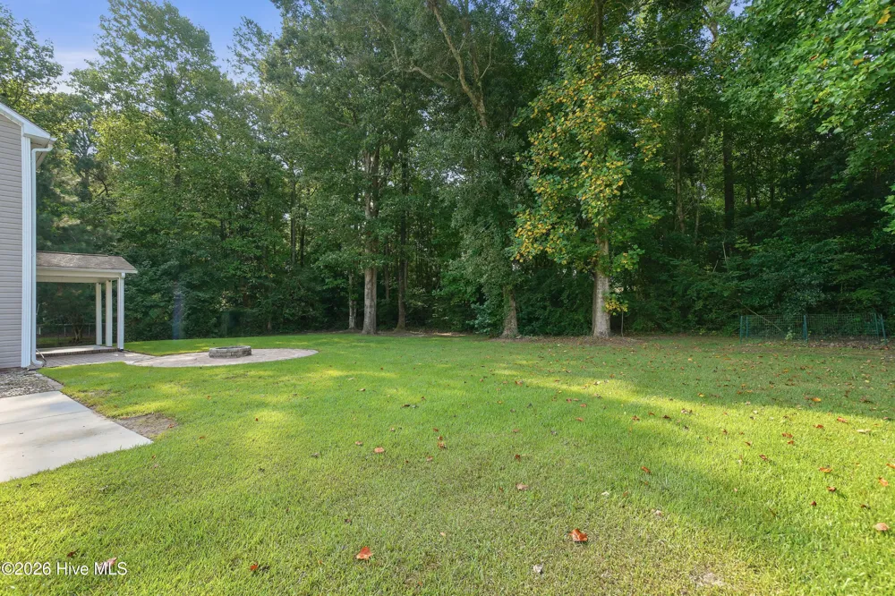 221 Rudolph Lane Hubert, NC 28539