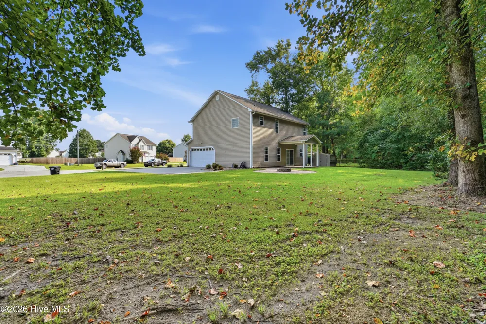 221 Rudolph Lane Hubert, NC 28539