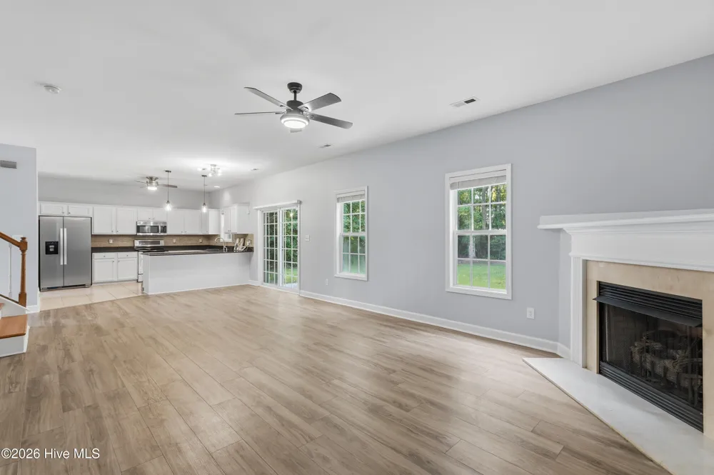 221 Rudolph Lane Hubert, NC 28539