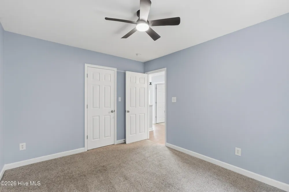 221 Rudolph Lane Hubert, NC 28539