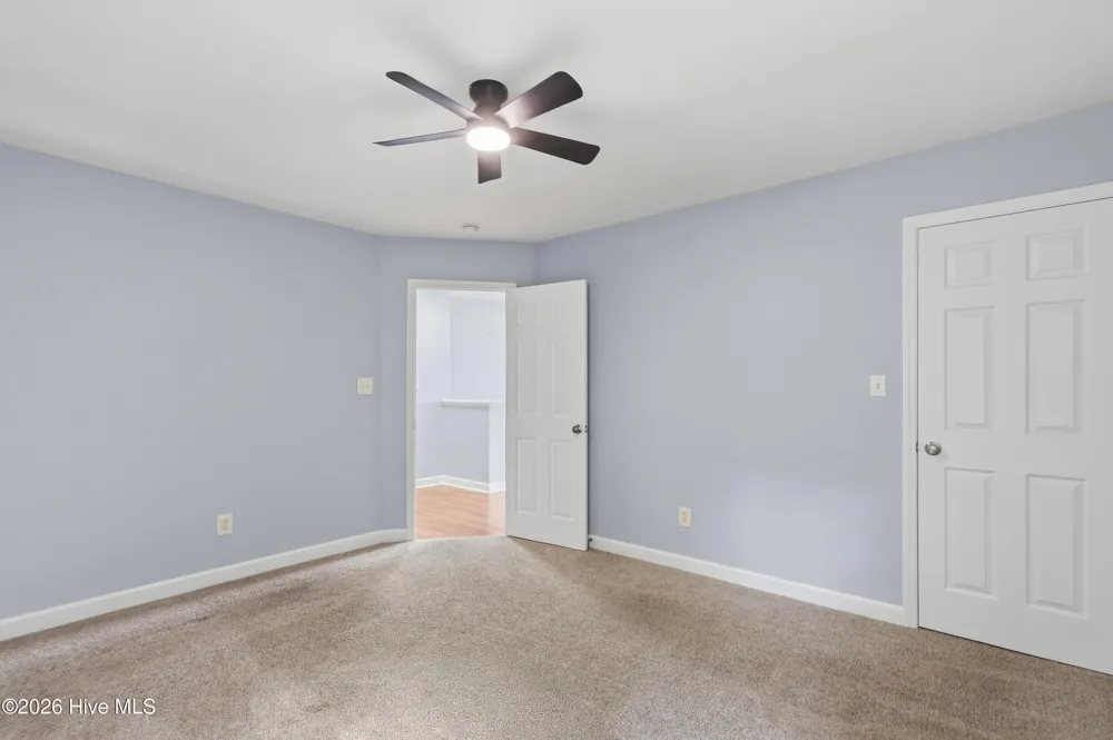 221 Rudolph Lane Hubert, NC 28539