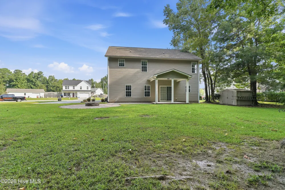 221 Rudolph Lane Hubert, NC 28539