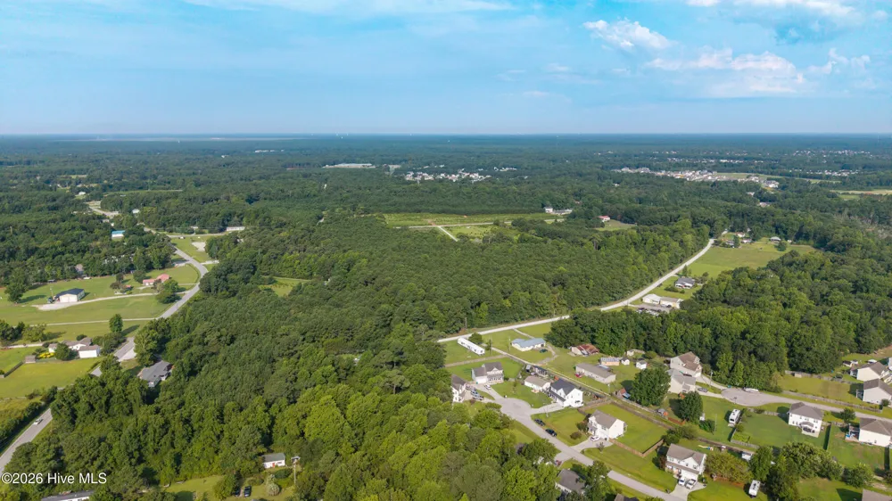 221 Rudolph Lane Hubert, NC 28539
