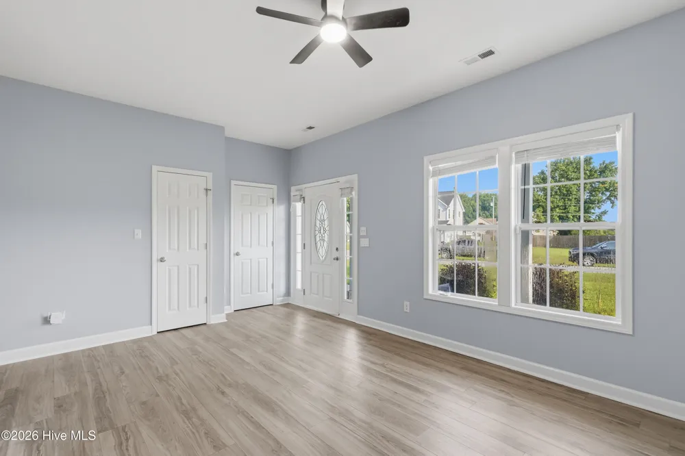 221 Rudolph Lane Hubert, NC 28539