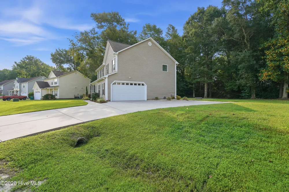 221 Rudolph Lane Hubert, NC 28539