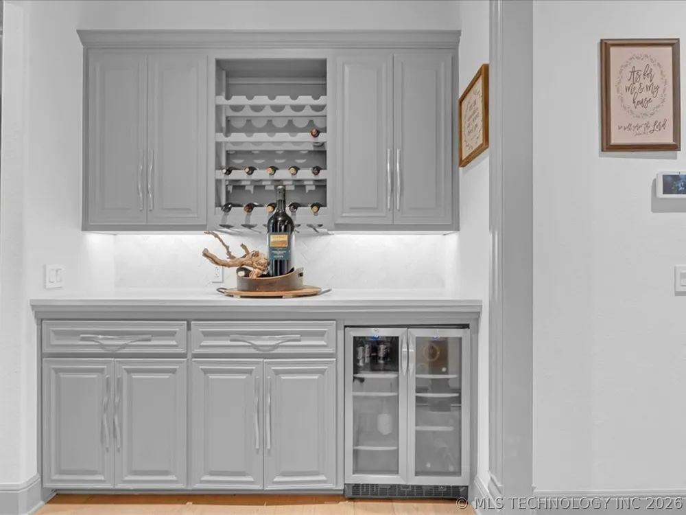 6902 E 115th Street S Bixby, OK 74008