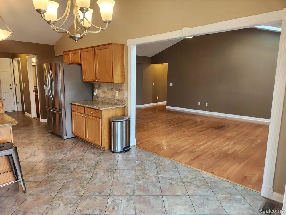 29007 Oakmont Drive Chesterfield Township, MI 48051