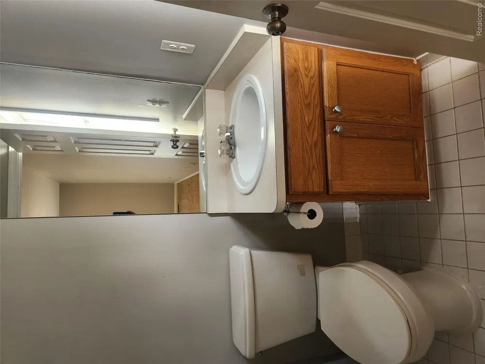 29007 Oakmont Drive Chesterfield Township, MI 48051