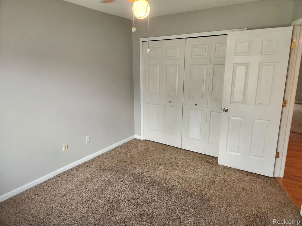 29007 Oakmont Drive Chesterfield Township, MI 48051