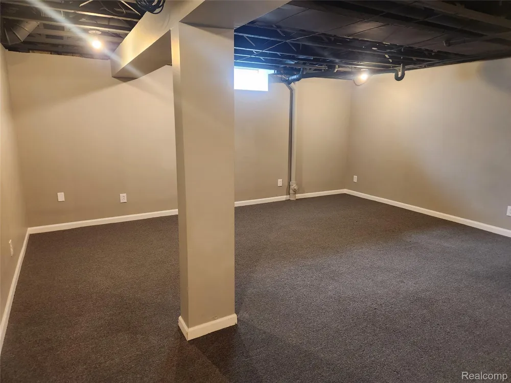 29007 Oakmont Drive Chesterfield Township, MI 48051
