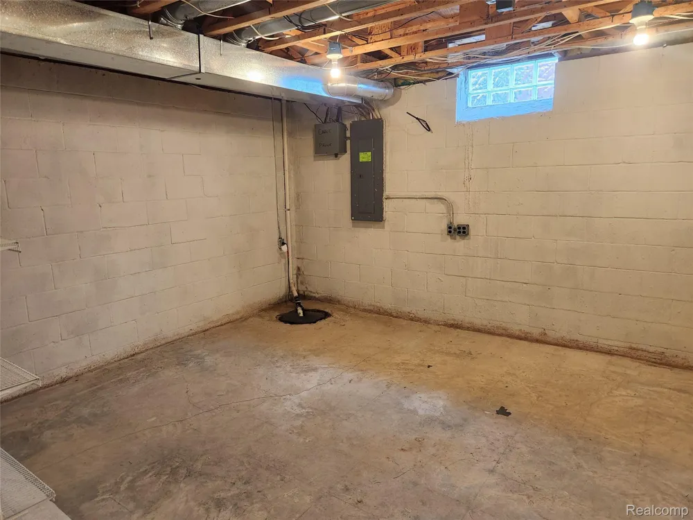 29007 Oakmont Drive Chesterfield Township, MI 48051