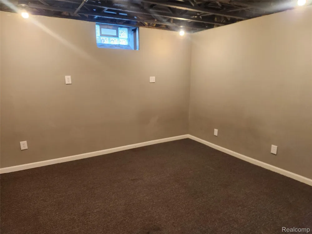 29007 Oakmont Drive Chesterfield Township, MI 48051