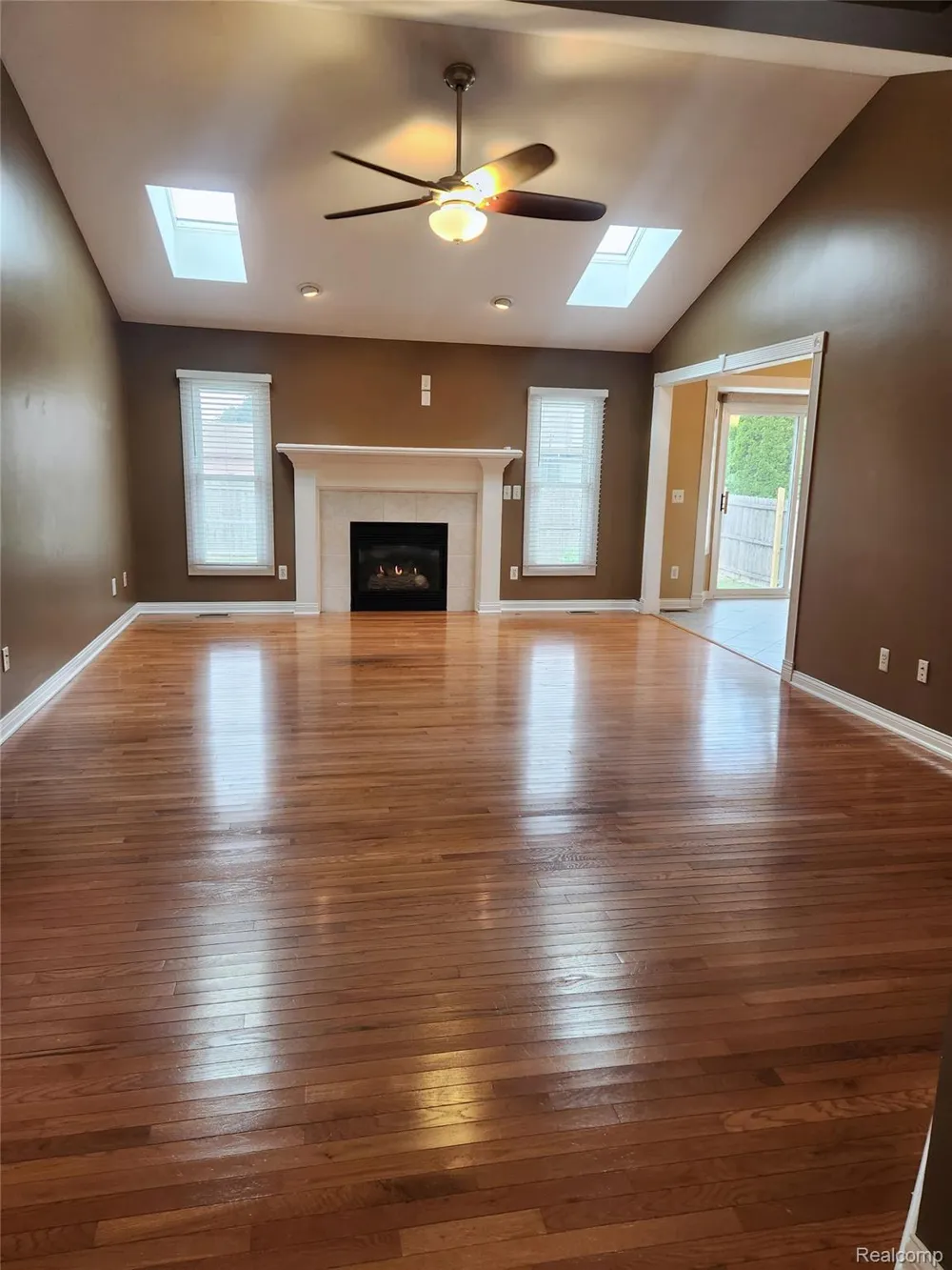 29007 Oakmont Drive Chesterfield Township, MI 48051