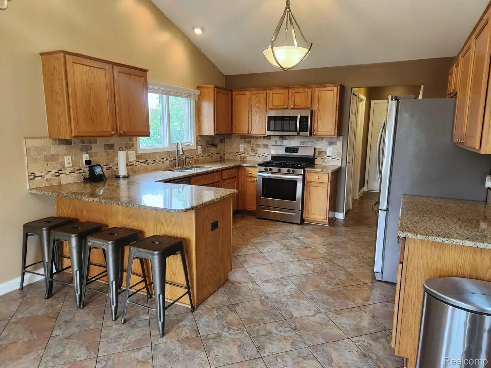 29007 Oakmont Drive Chesterfield Township, MI 48051