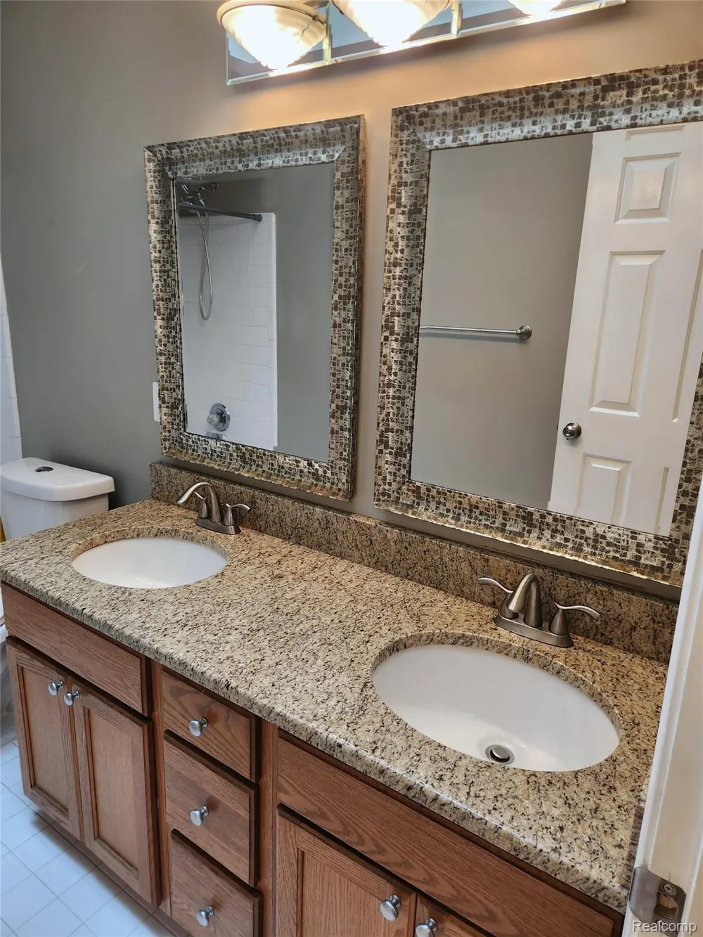 29007 Oakmont Drive Chesterfield Township, MI 48051