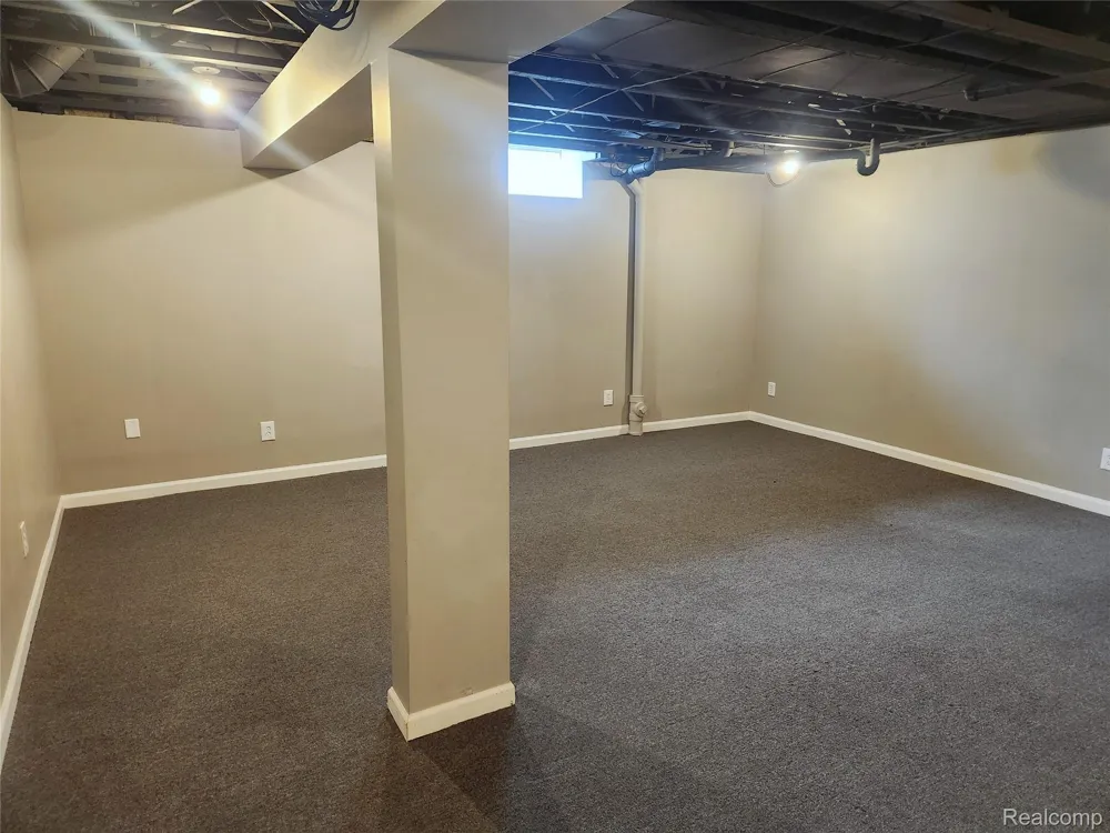 29007 Oakmont Drive Chesterfield Township, MI 48051