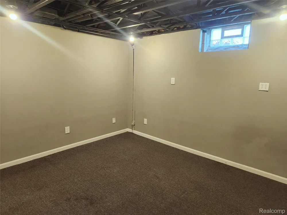 29007 Oakmont Drive Chesterfield Township, MI 48051