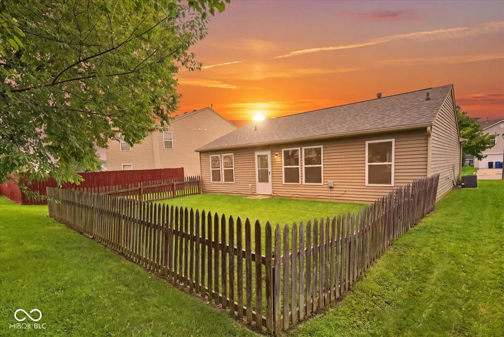 707 Westpointe Drive Shelbyville, IN 46176