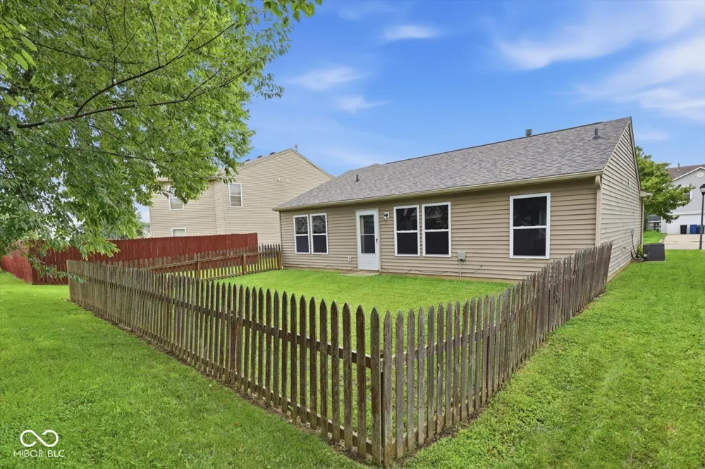 707 Westpointe Drive Shelbyville, IN 46176