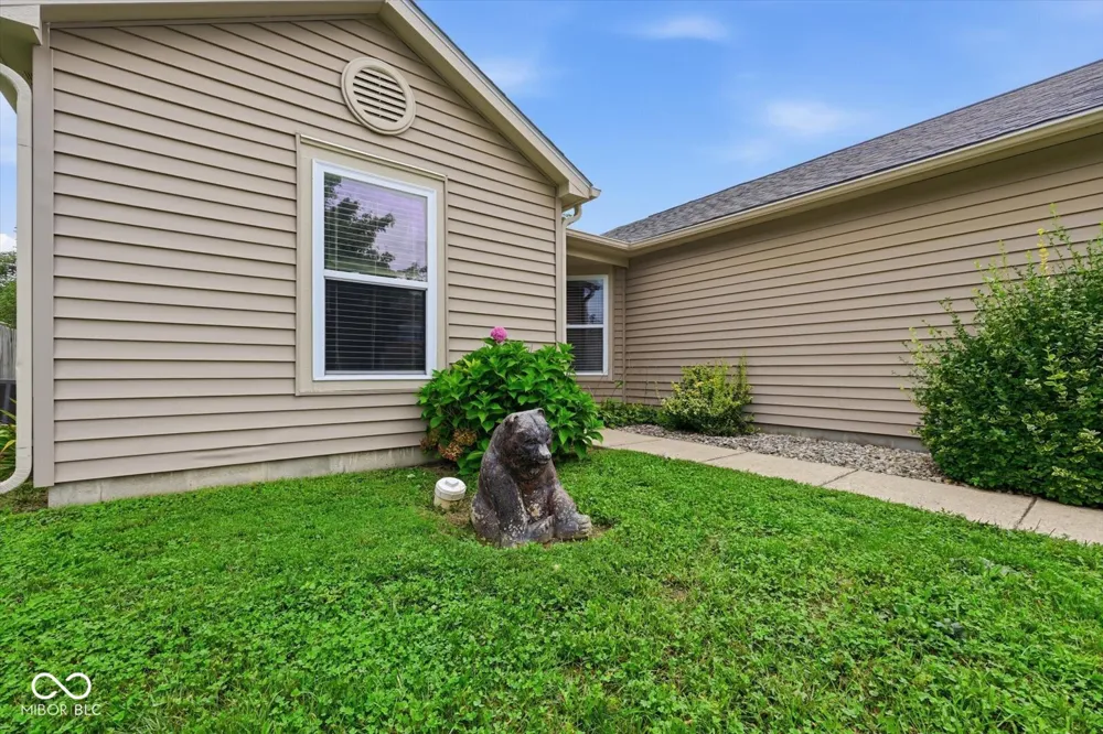 707 Westpointe Drive Shelbyville, IN 46176