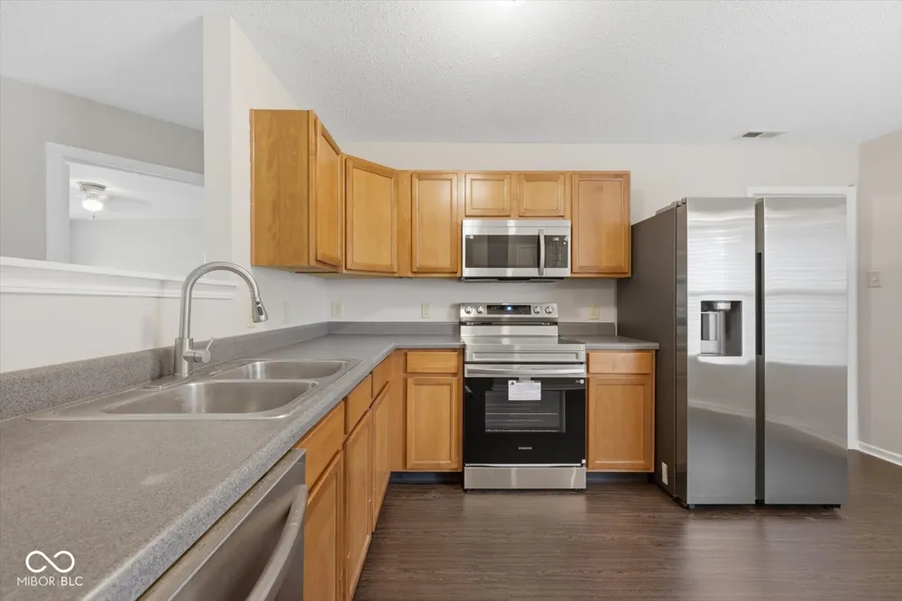 707 Westpointe Drive Shelbyville, IN 46176