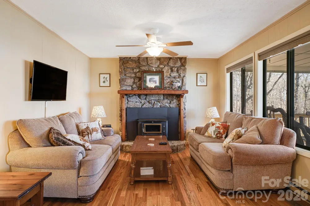 170 Lucas Lane Mars Hill, NC 28754