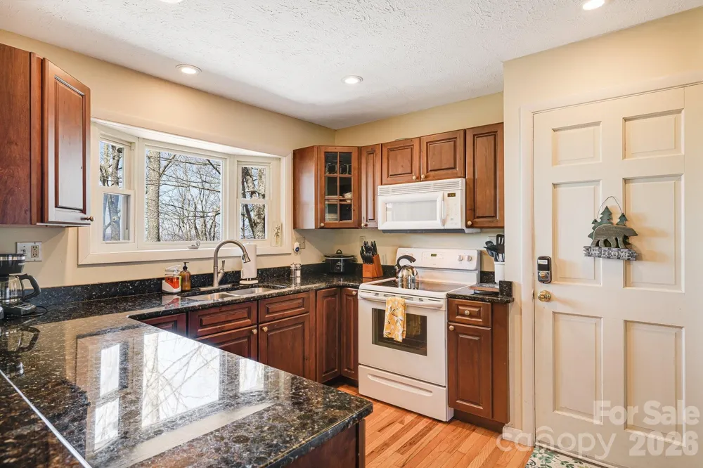 170 Lucas Lane Mars Hill, NC 28754