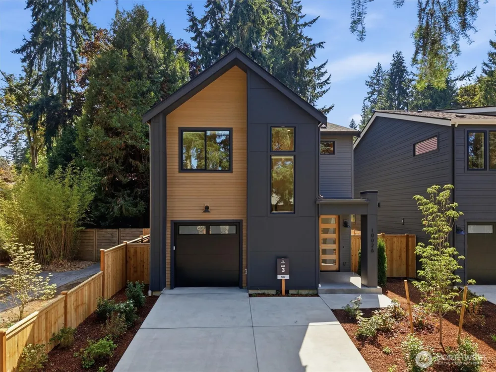 10026 Slater Avenue NE Kirkland, WA 98033