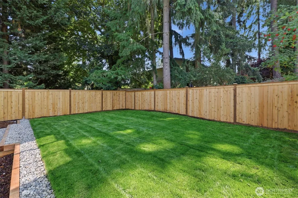10026 Slater Avenue NE Kirkland, WA 98033