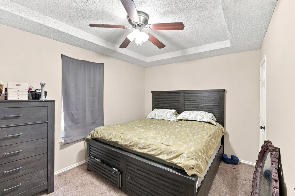 115 Solon Road Waxahachie, TX 75165
