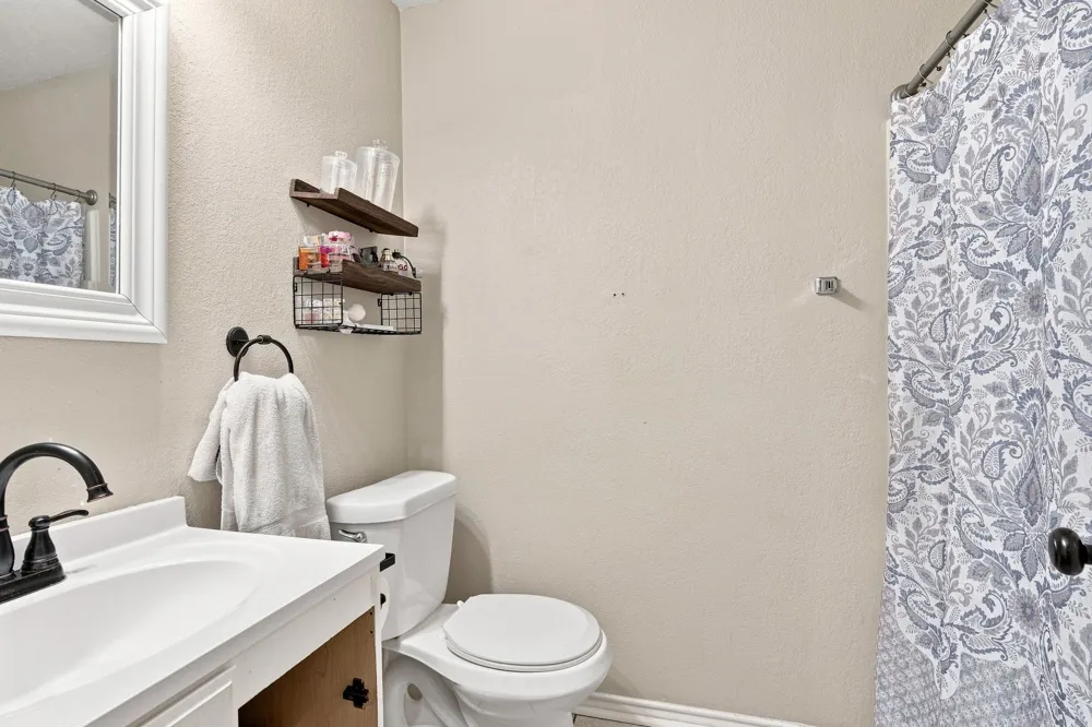 115 Solon Road Waxahachie, TX 75165