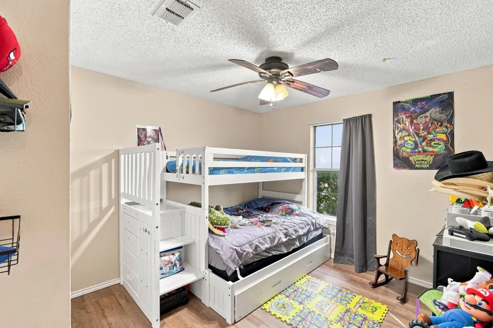 115 Solon Road Waxahachie, TX 75165