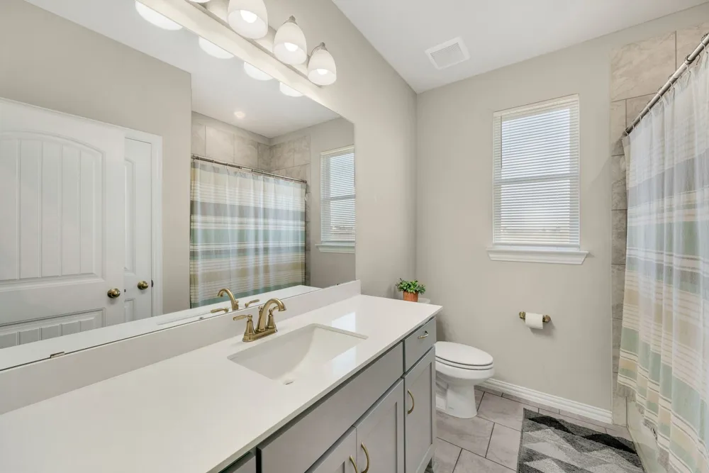 107 Red Cliff Court Rhome, TX 76078