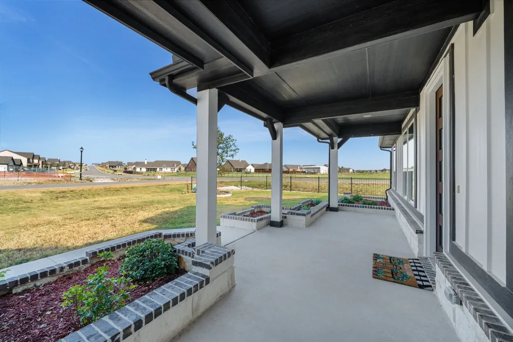 107 Red Cliff Court Rhome, TX 76078