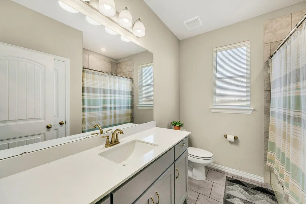 107 Red Cliff Court Rhome, TX 76078