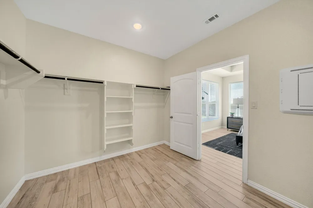 107 Red Cliff Court Rhome, TX 76078