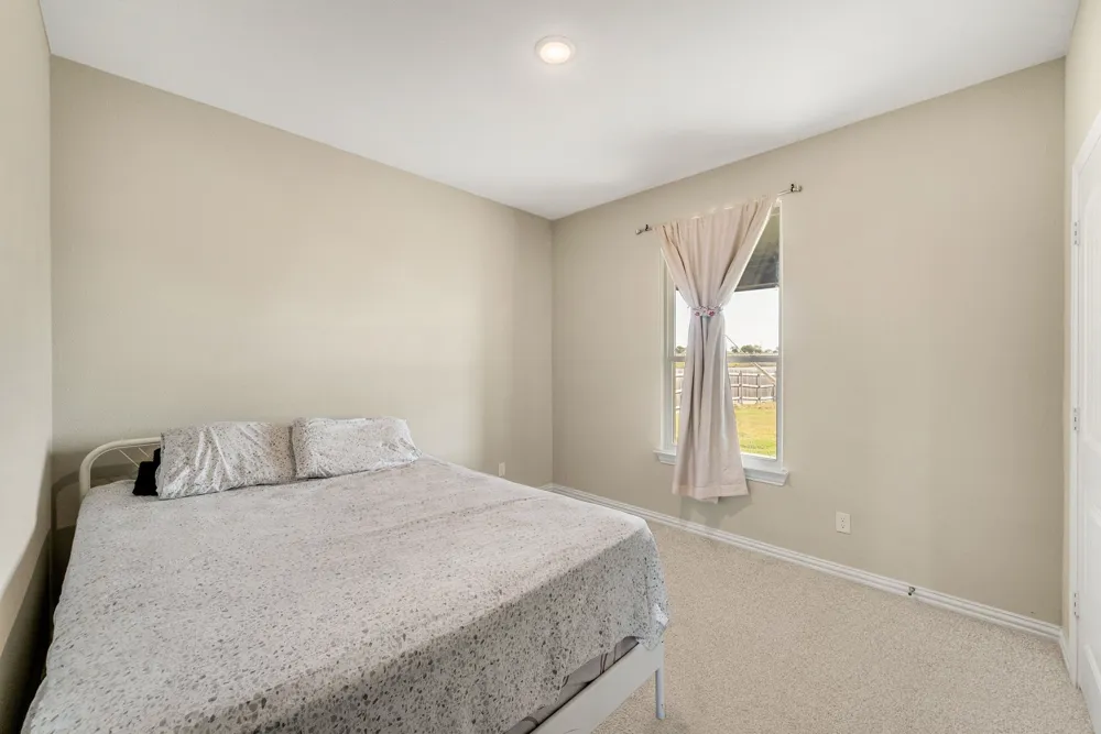 107 Red Cliff Court Rhome, TX 76078