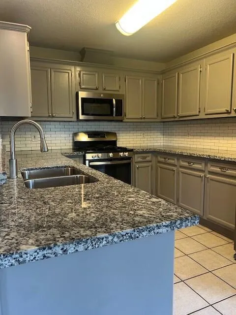 2927 30th Avenue Texas City, TX 77590