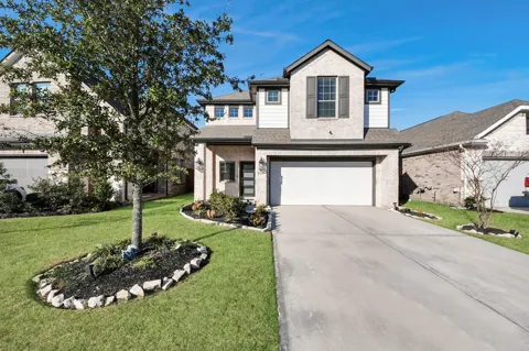 7027 Winterberry Glen Lane