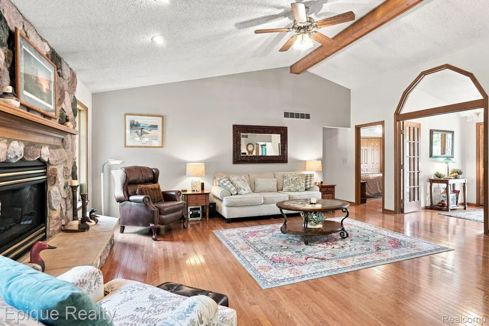 11315 Lippincott Boulevard E Davison Township, MI 48423