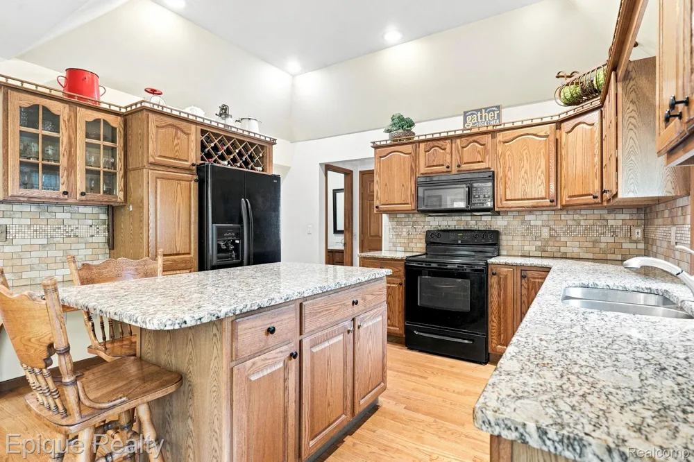 11315 Lippincott Boulevard E Davison Township, MI 48423