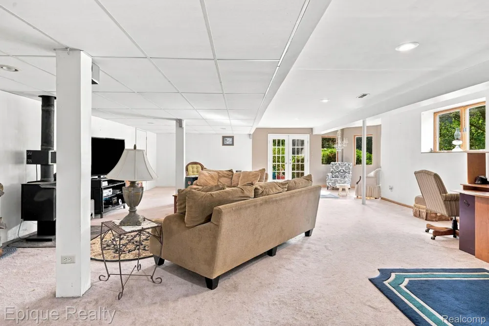11315 Lippincott Boulevard E Davison Township, MI 48423