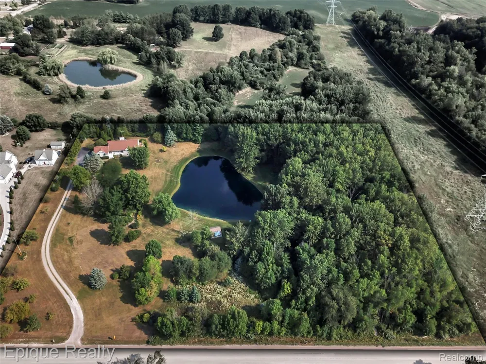 11315 Lippincott Boulevard E Davison Township, MI 48423