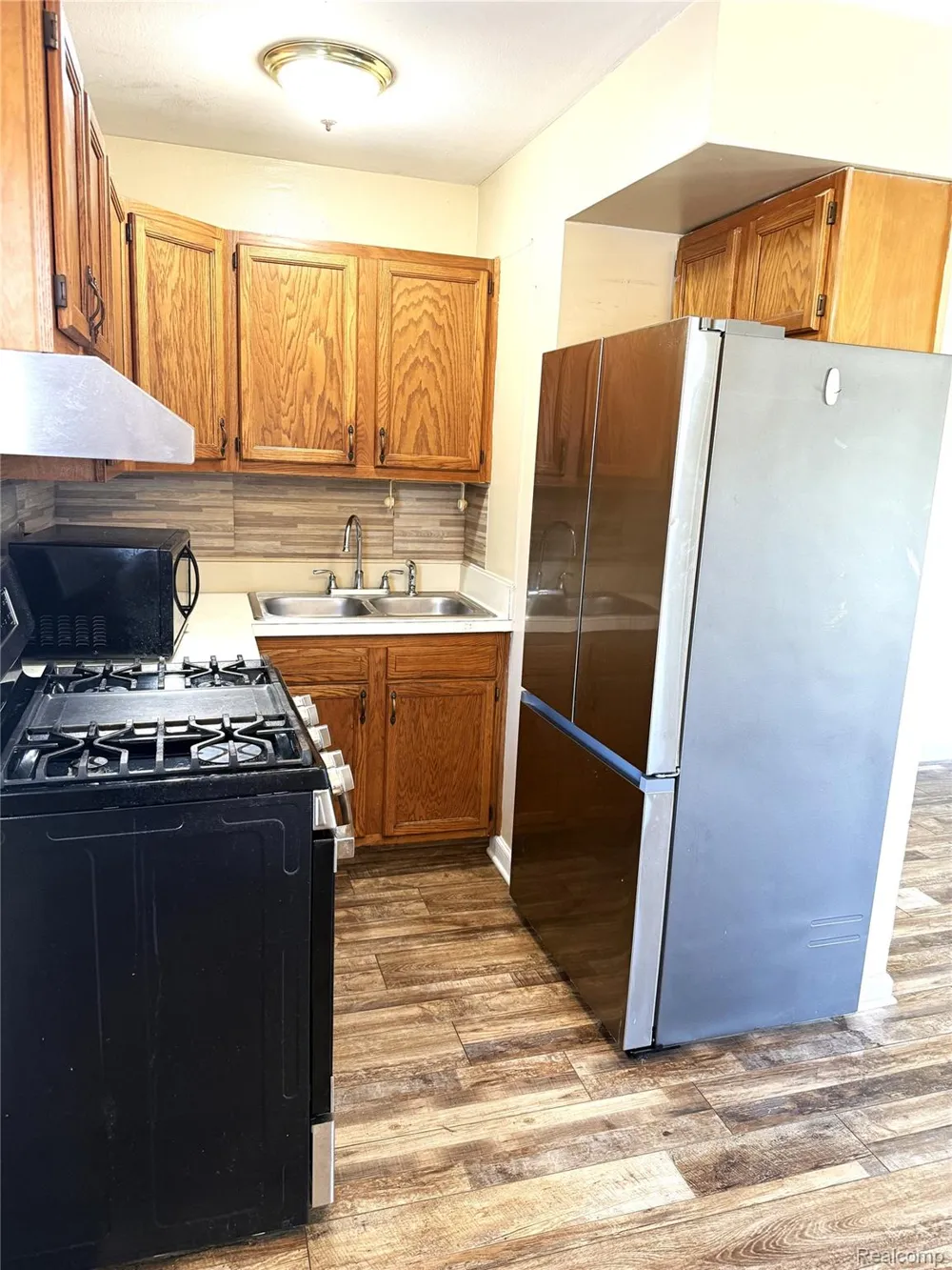 1839 Ackley Avenue Westland City, MI 48186