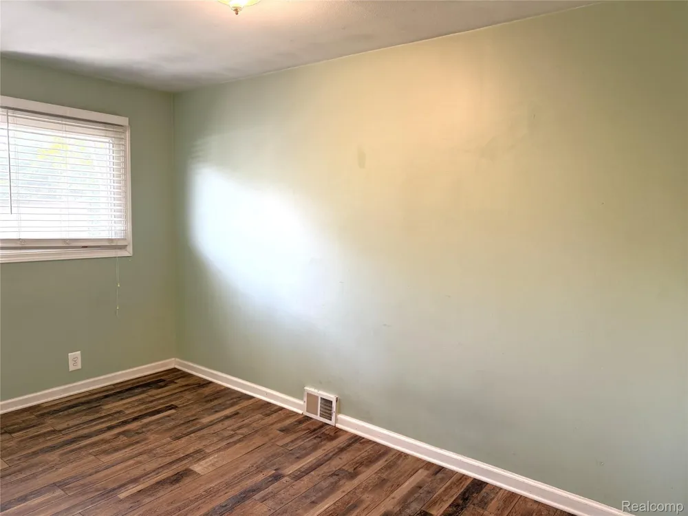1839 Ackley Avenue Westland City, MI 48186